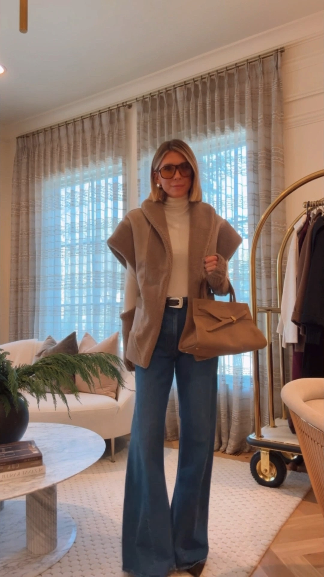 I see some sizes in stock for these mother twister sneak jeans that have been a favorite this season! Size down one size 

#LTKHoliday