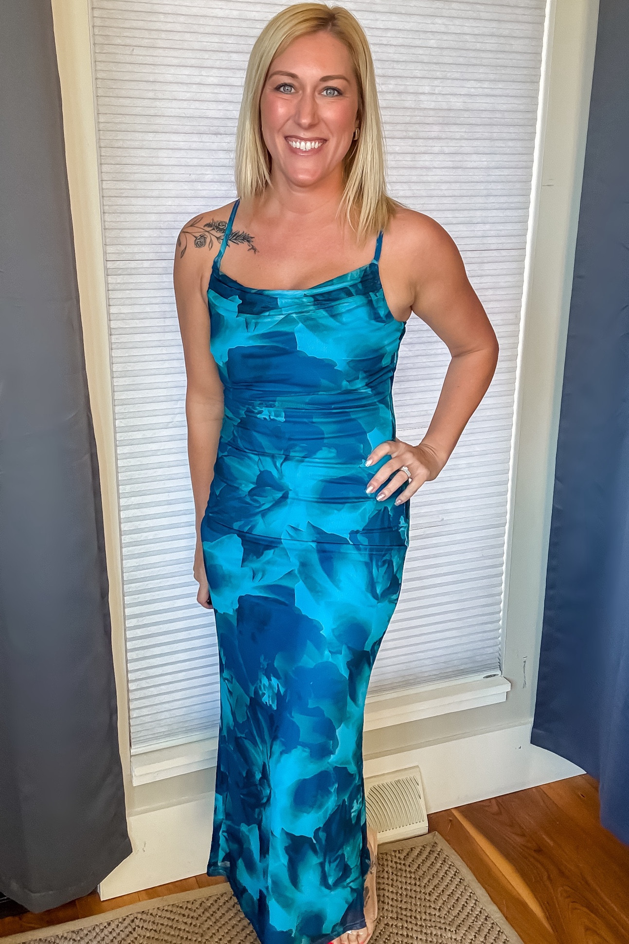 I can’t even reel you how many compliments I got on this gorgeous dress when I wore it during a recent vacation! You guys - this one is a winner! The fit is perfection - flattering and comfortable!
