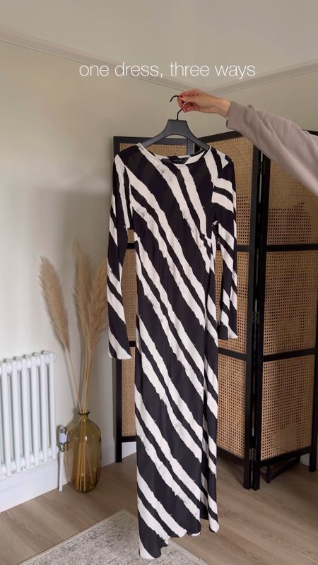 one dress, three ways

styling this New Look striped maxi dress for a holiday, for Glastonbury festival and a summer wedding 



#LTKeurope #LTKFestival #LTKSeasonal