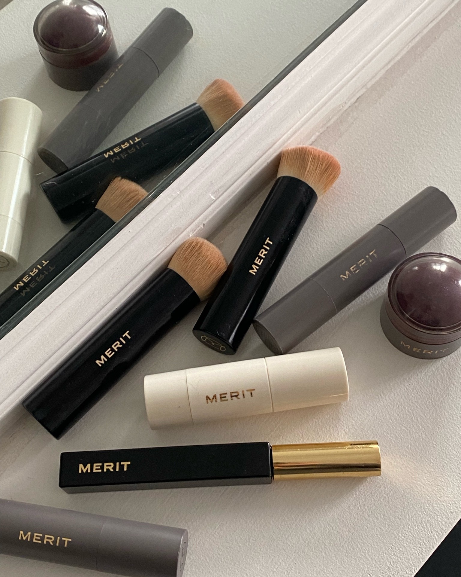 one of my favorite beauty brands, merit beauty. it’s vegan, cruelty-free, fragrance free and allure 2022 clean beauty winner. I use the blush and highlight every single day

#LTKbeauty