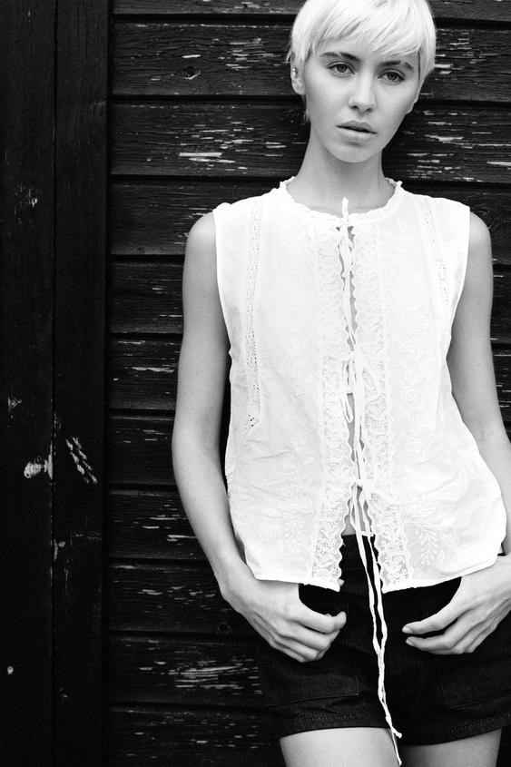 TIE EMBROIDERED TOP | Zara US