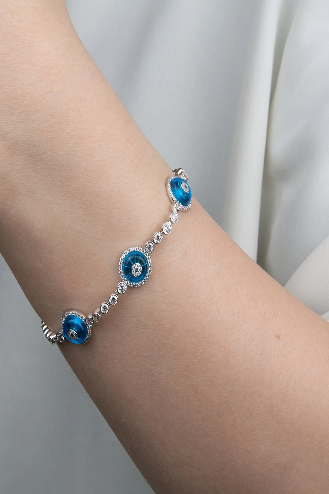 14K Gold Eye Bracelet, Waterway Eye Bracelet, Eye Arm Eye Wristlet, Dainty Bracelet, Gift for Her... | Etsy (US)