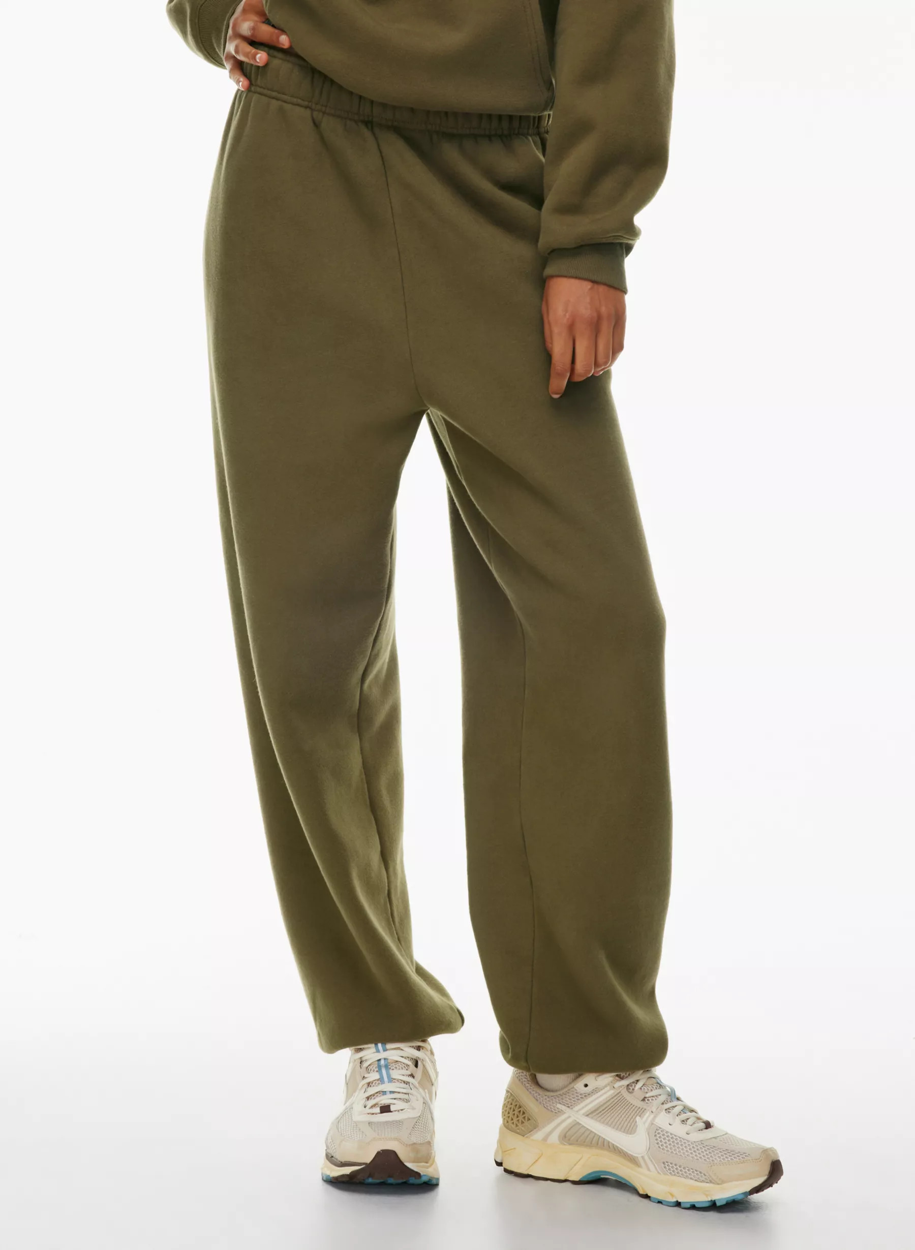 COZY FLEECE MEGA SWEATPANT™ | Aritzia
