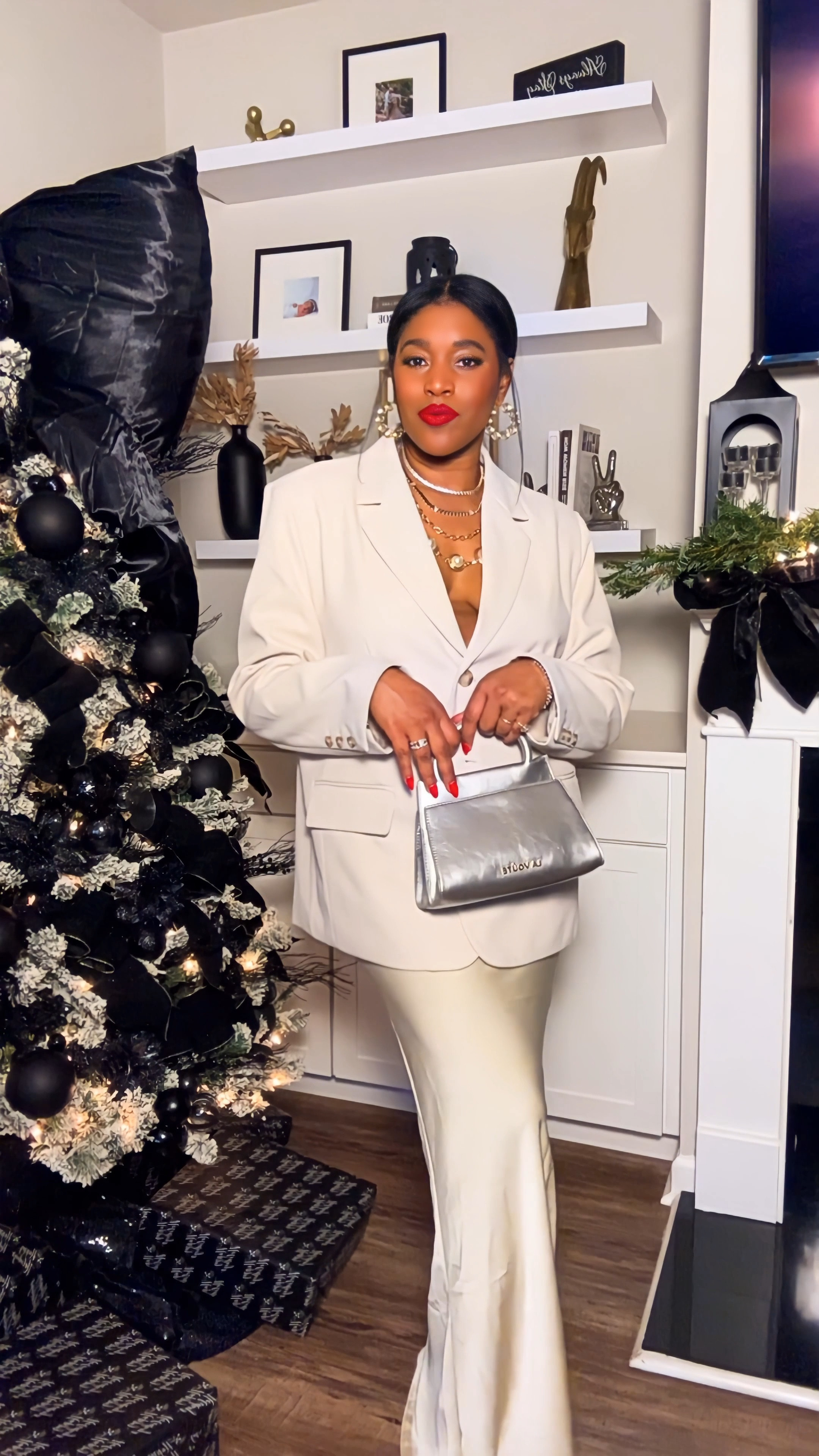 Timeless Elegance.

Satin skirt and blazer are a size large.

#LTKHoliday #LTKParties #LTKSeasonal