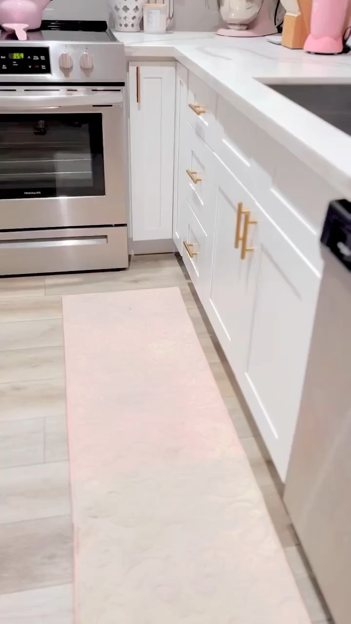 Pink kitchen 

#LTKCyberWeek #LTKVideo #LTKhome