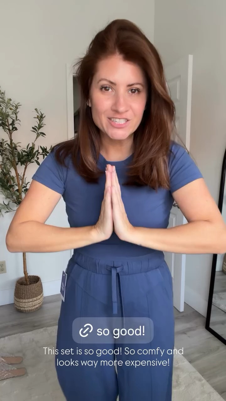 This set is so good! So comfy and looks way more expensive!