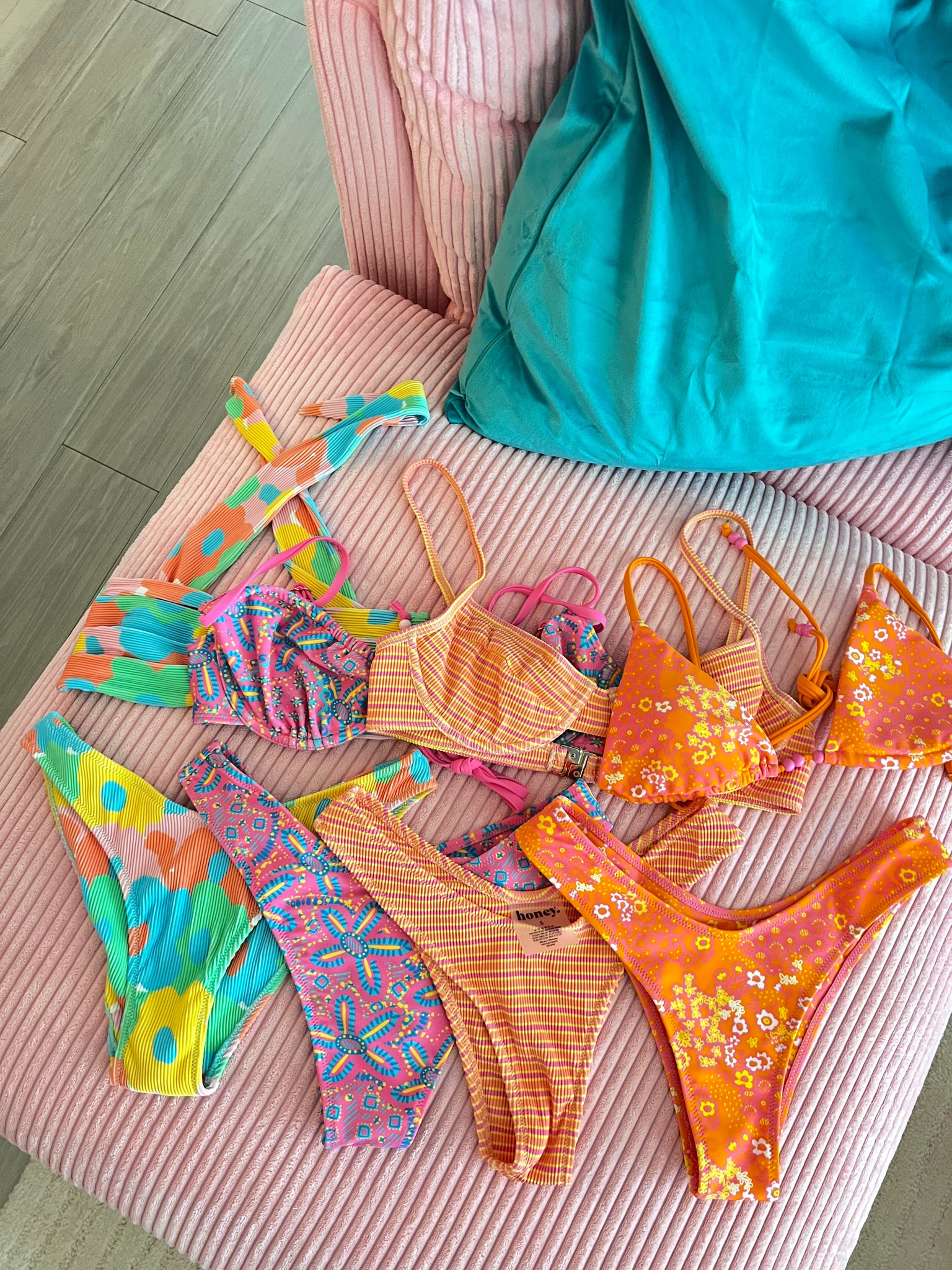 New Honey Swim 🌴👙 code MCKENZ20 for 20% off new swimsuits. I wear a small in top and bottoms 

#LTKSwim