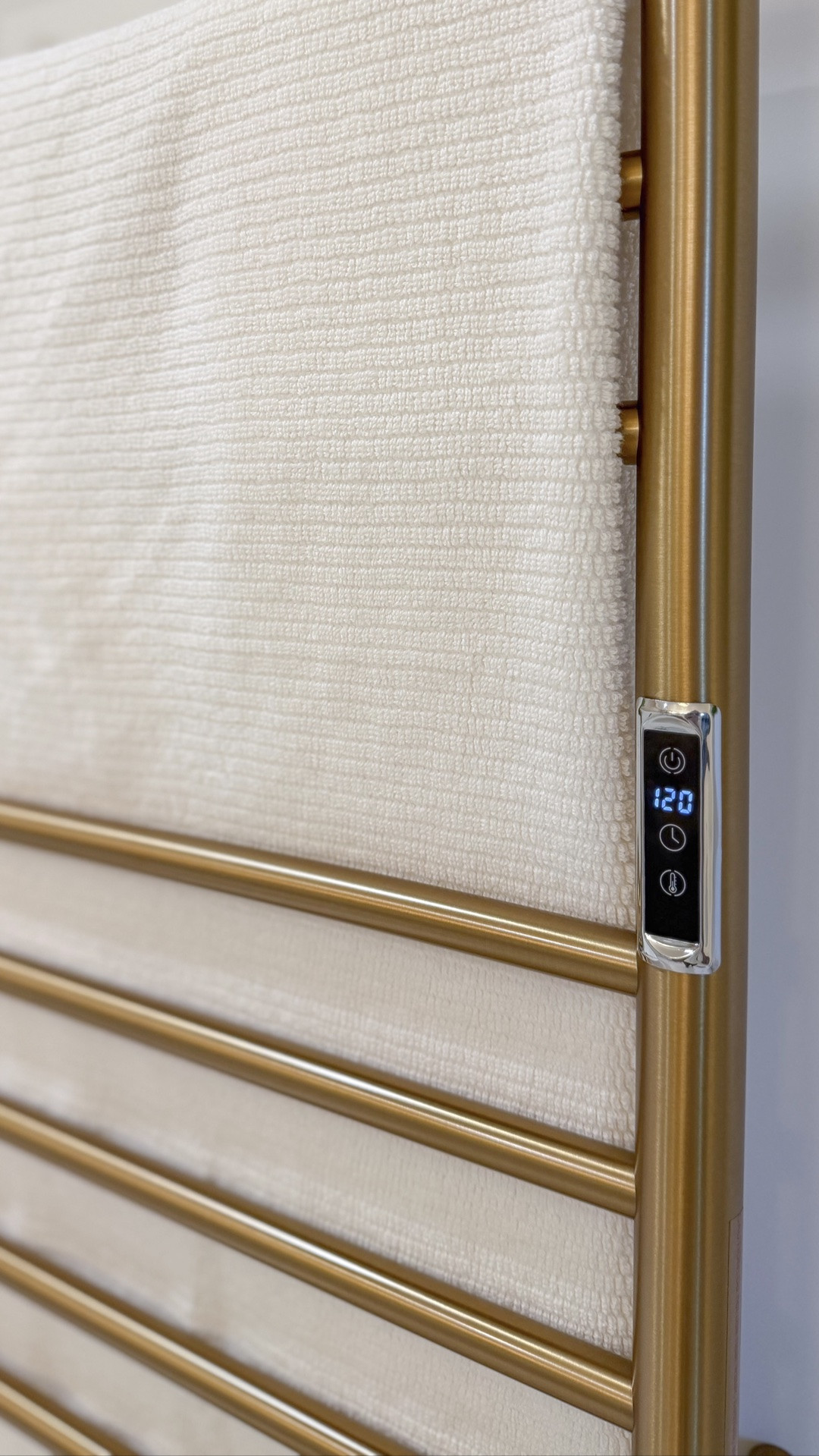 If you're looking to add a little luxury to your mornings, add this to your list! This heated towel rack keeps your towels warm and helps them dry faster—and honestly, stepping out of the shower to a warm towel never gets old. 

You can even use it to warm your clothes on chilly mornings. 😉

#LTKHome