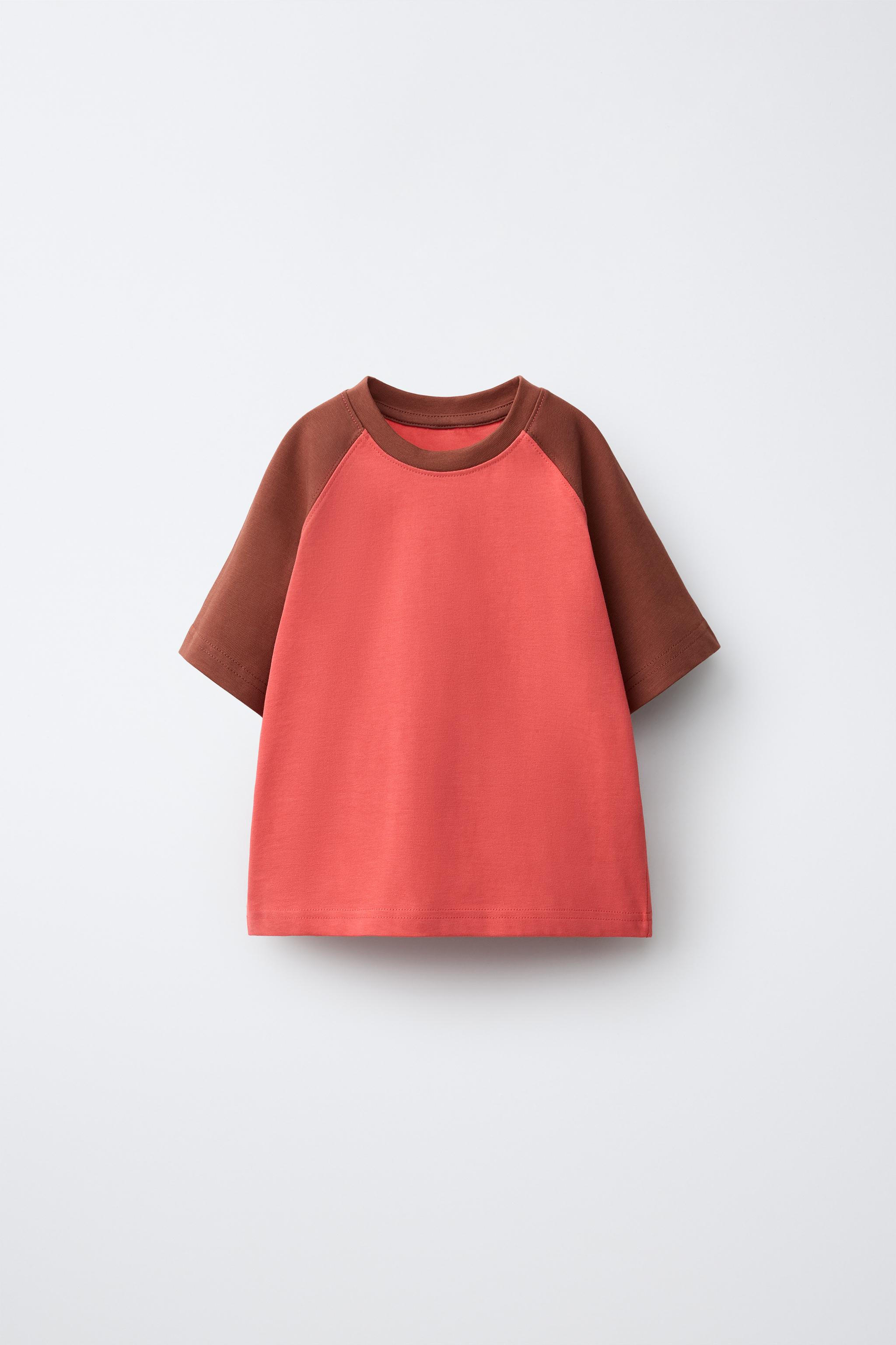 T-shirt with a round neck and short raglan sleeves in a contrasting colour. | Zara UK