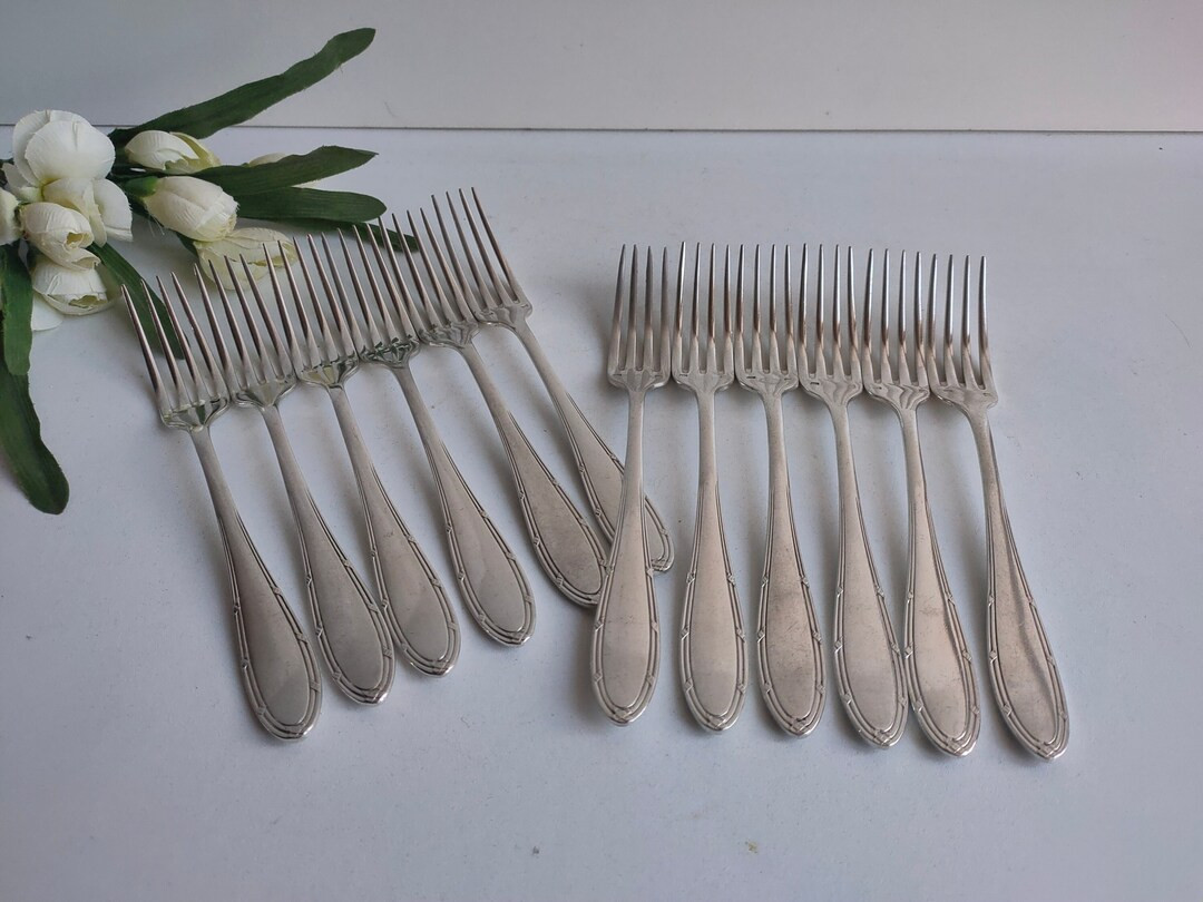 French Vintage Set of 6 Large Table Forks, Ruban Croix Pattern Circa Art Deco. - Etsy | Etsy (US)