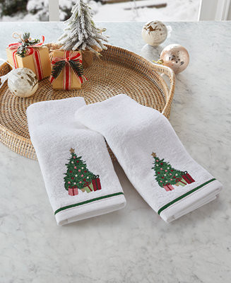 Décor Studio Holiday Christmas Tree Turkish Cotton 2-Pc. Hand Towel Set, 16" x 28" - Macy's | Macy's