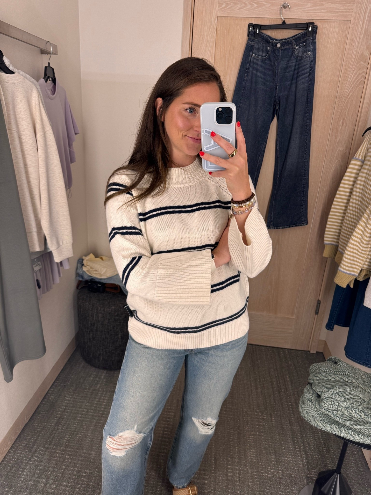 This sweater I got during the Nordstrom sale is on sale!! Wearing size small

#LTKSaleAlert