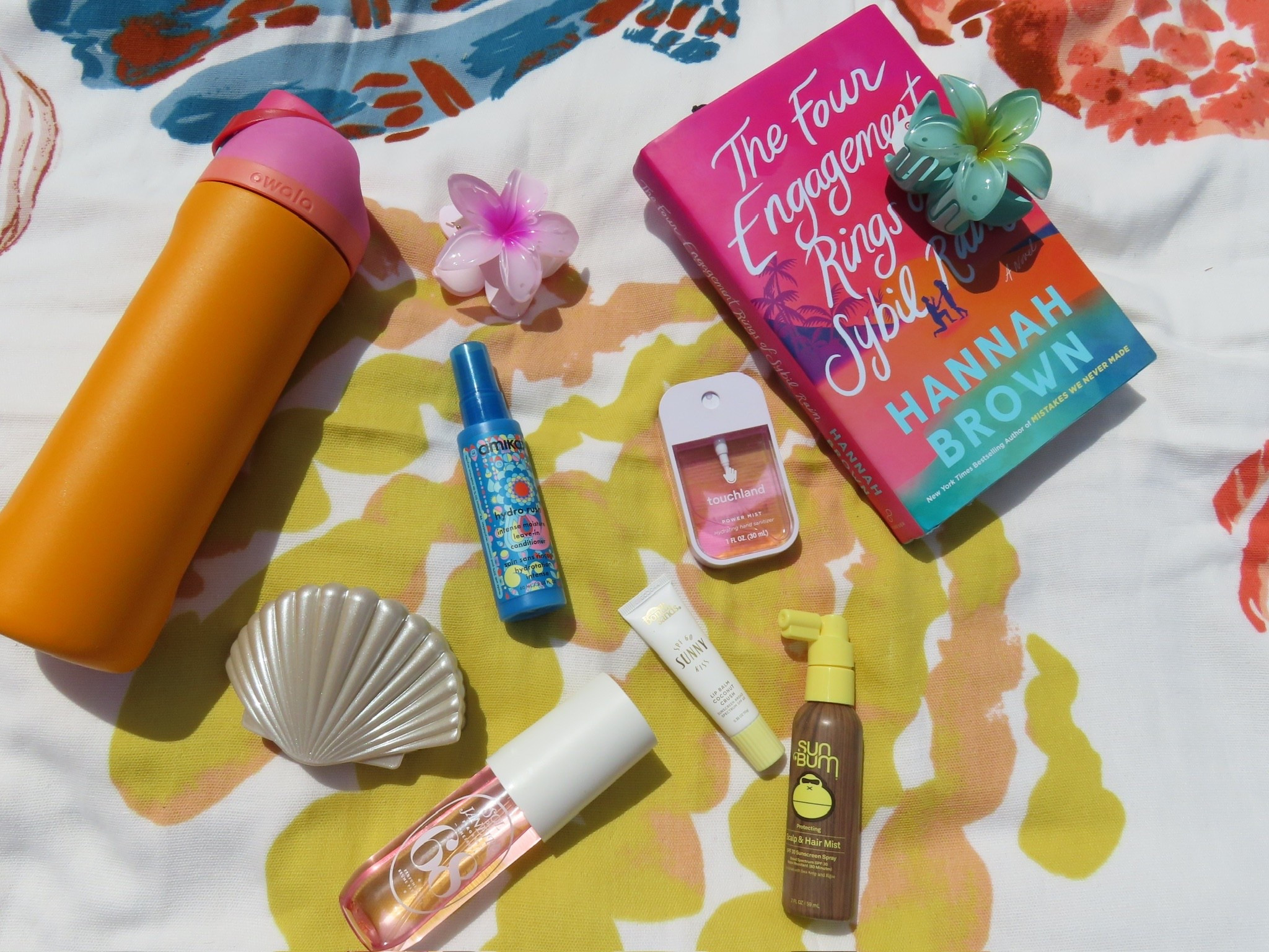 Beach Day Bag Haul 

Beach bag | beach day | beach aesthetic | Summer Vacation

#LTKStyleTip #LTKTravel #LTKSeasonal