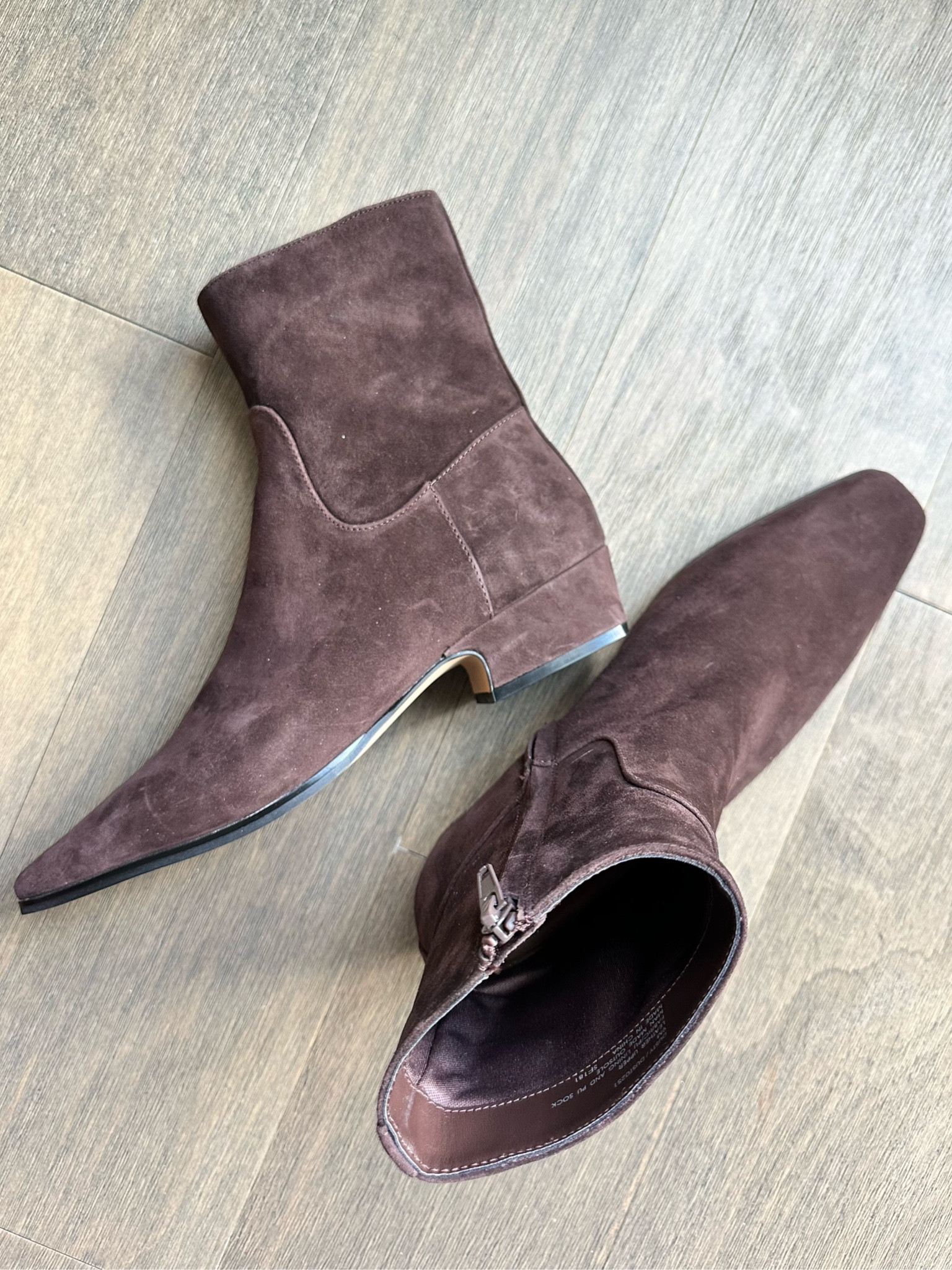 Steve Madden “Dusty” Boot 
** the boots are definitely a chocolate brown. This pic is in natural daylight and I realize the color is off. But they are 100% the boots I linked 
.
They run a little big for me - I sized down half a size to a 9. 

#LTKShoeCrush #LTKStyleTip