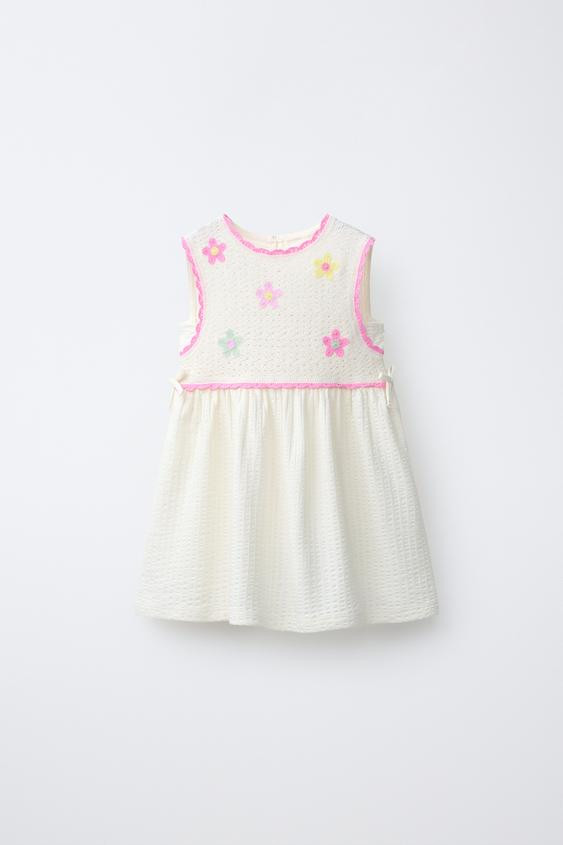 COMBINATION TEXTURED FLORAL DRESS | Zara US