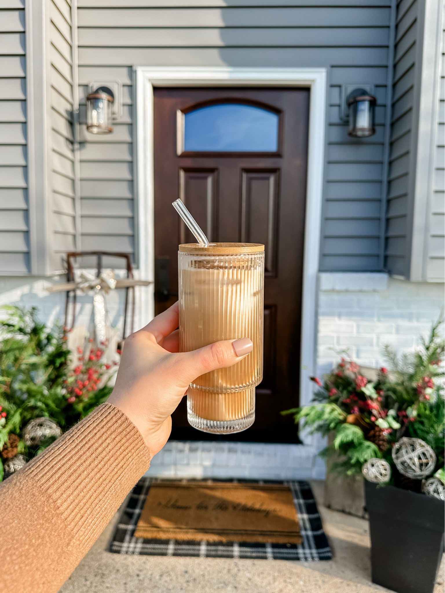 Coffee on the go! Running errands (solo) and sipping my homemade latte is a perfect combo for me! 