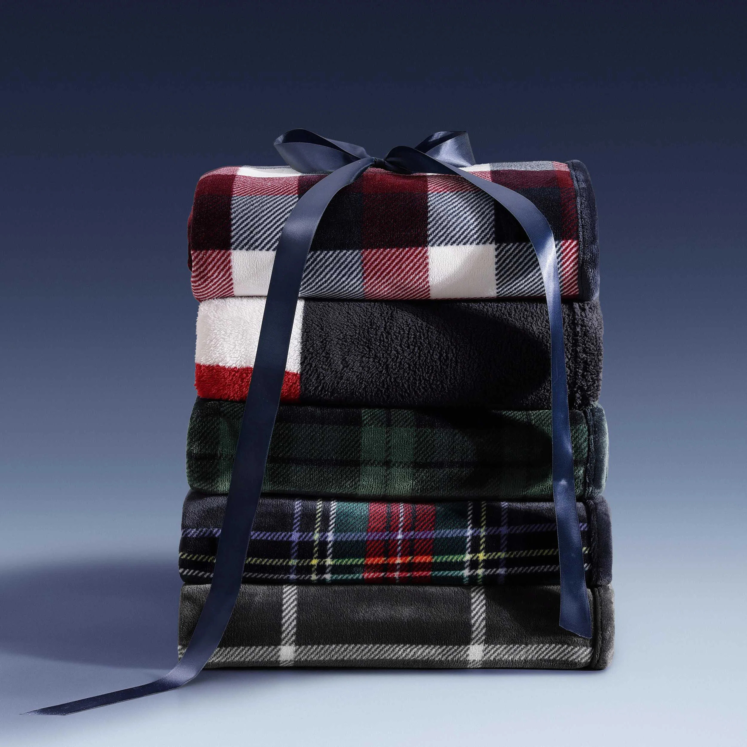 Tommy Hilfiger Devon Tartan Blue Reversible Lush Throw Blanket | Wayfair North America