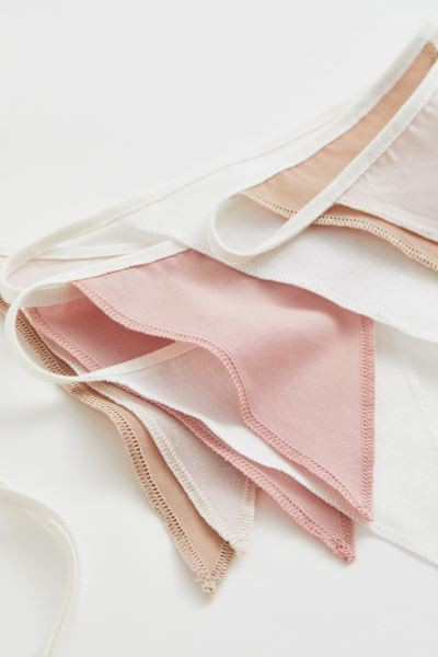 Pennant Bunting | H&M (US + CA)