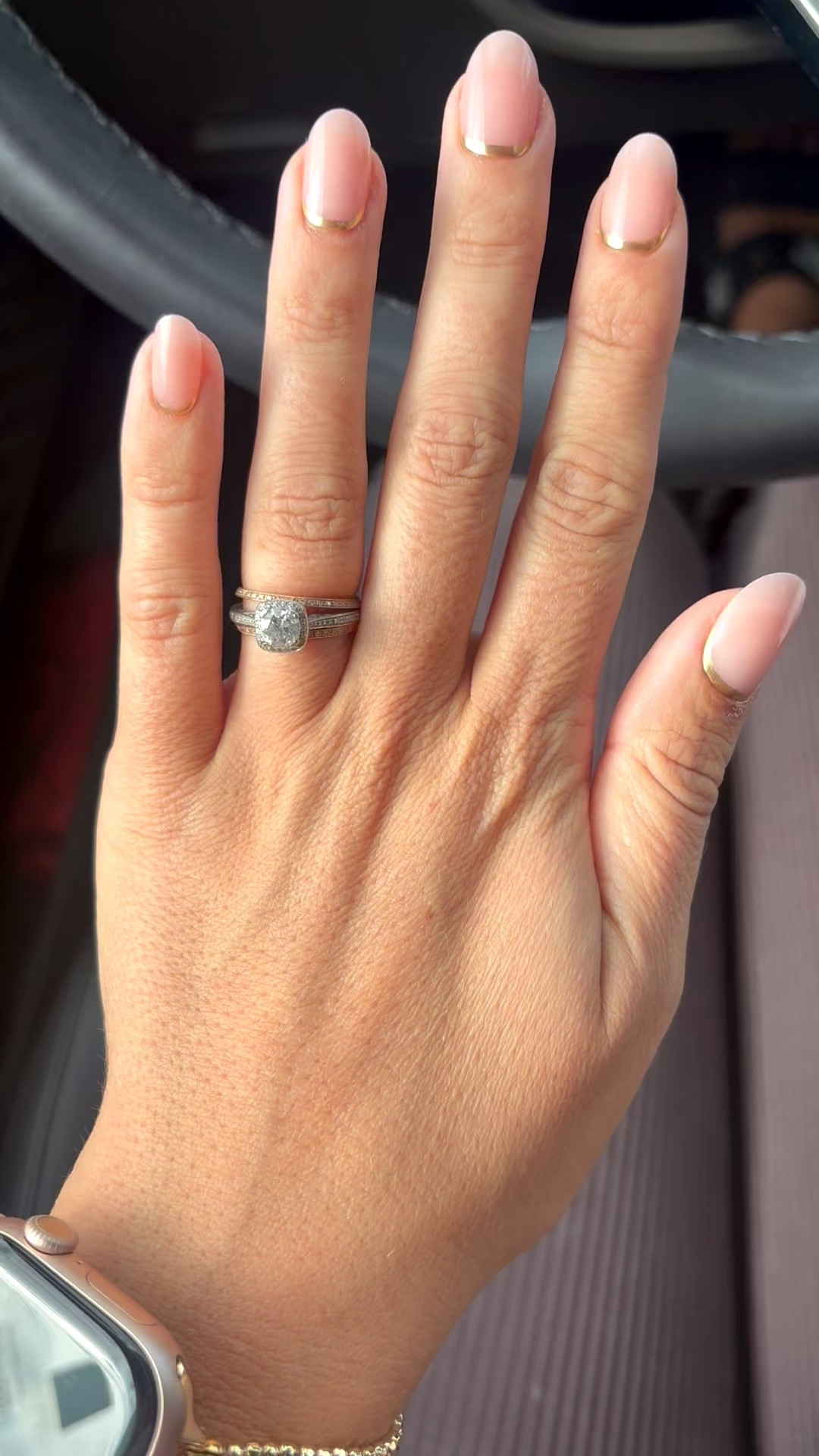 Best 5 minute manicure! 