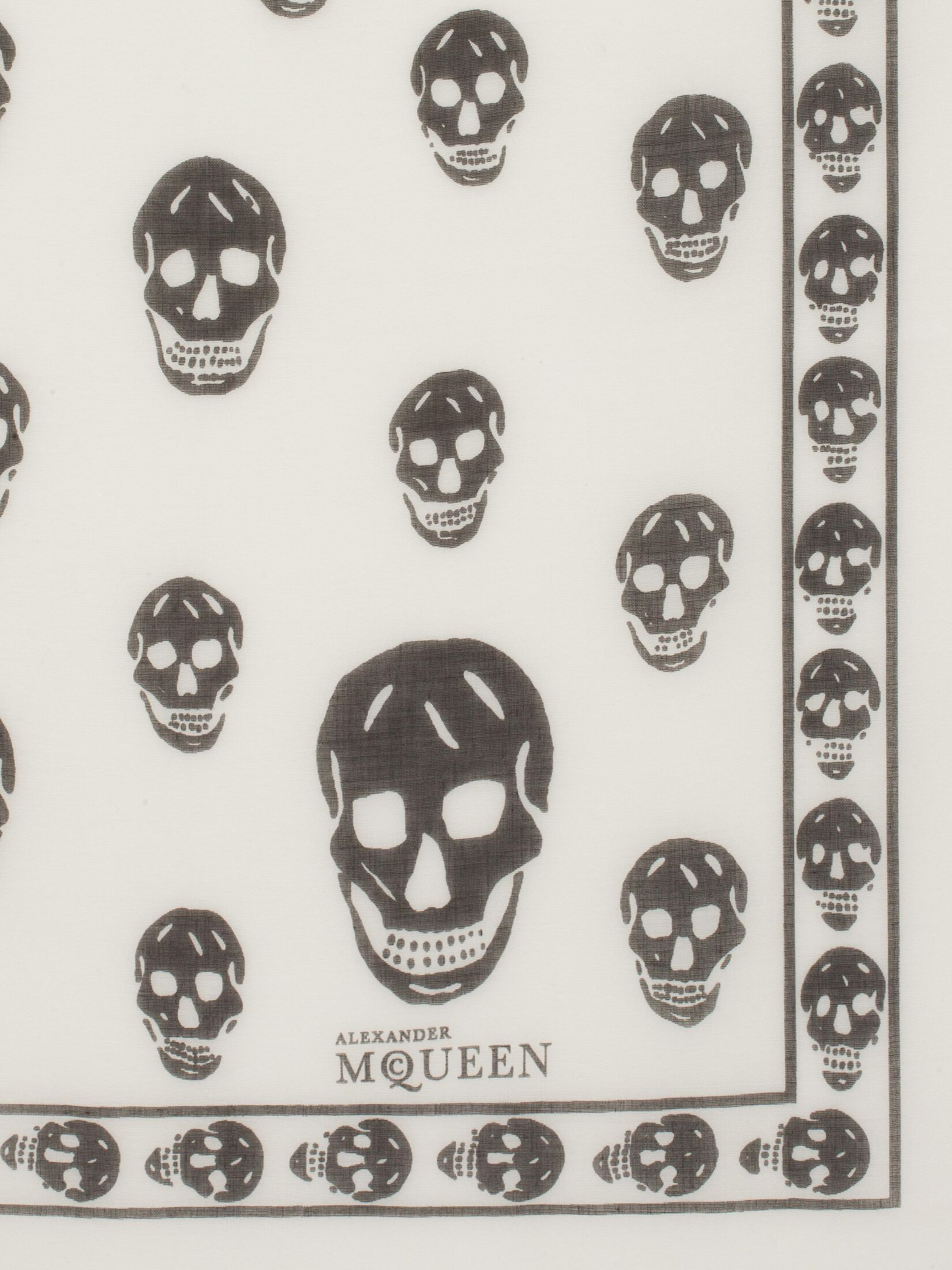 Women's Classic Silk Blend Skull Scarf in Ivory/black | Alexander McQueen