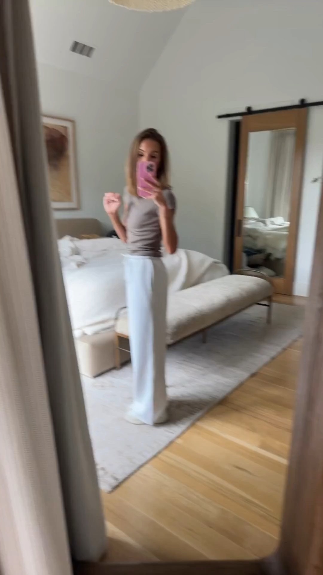 So dang obsessed with these target sweatpants!😍 under $30 and SO comfortable! 🙌🏼

#LTKootd