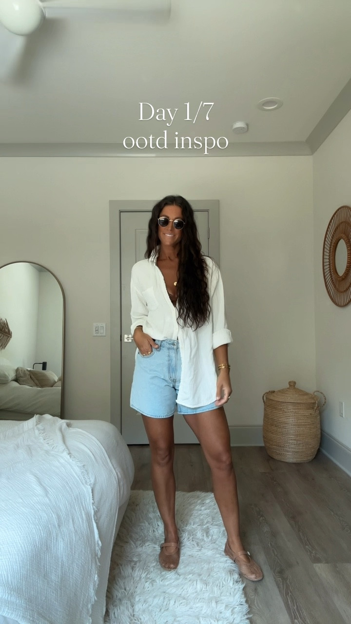 Follow along for a week of outfit inspo✨ 
H A P P Y  M O N D A Y 

#LTKBeauty #LTKStyleTip #LTKShoeCrush