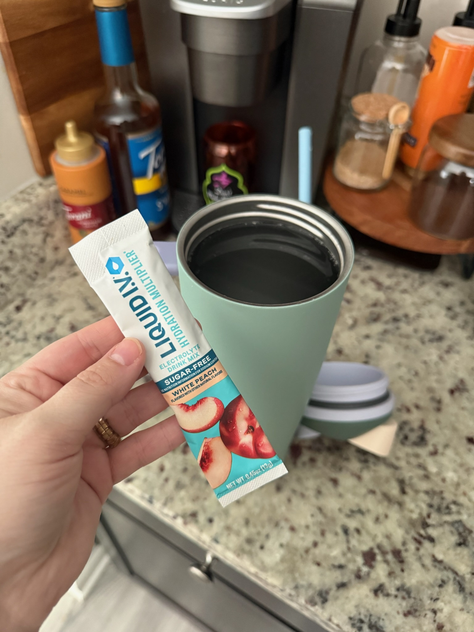 This is how I actually stay hydrated 🫶🏻

#LTKmomlife #LTKselfcare #LTKActive