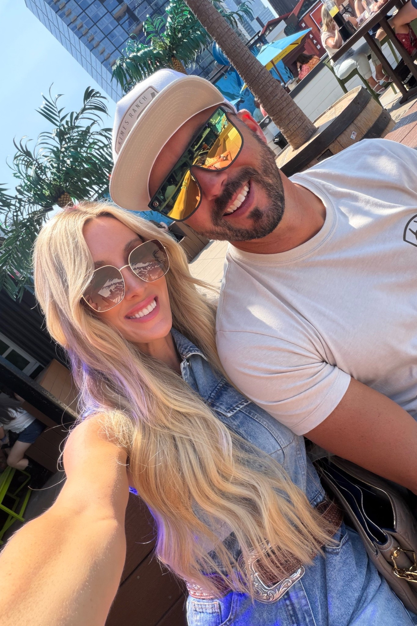 The sunglasses I lived in the entire time we were in Nashville!

#LTKdayinmylife #LTKootd #LTKTravel