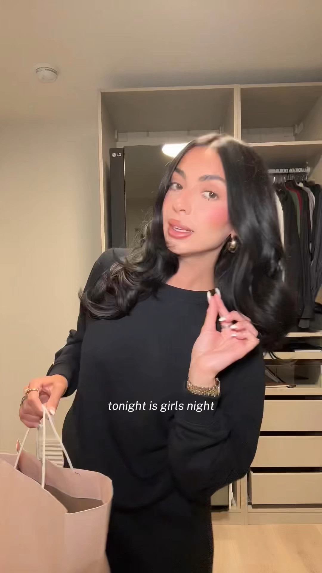 Casual but elevated girls night fit. Obsessed this Dynamites denim lately  