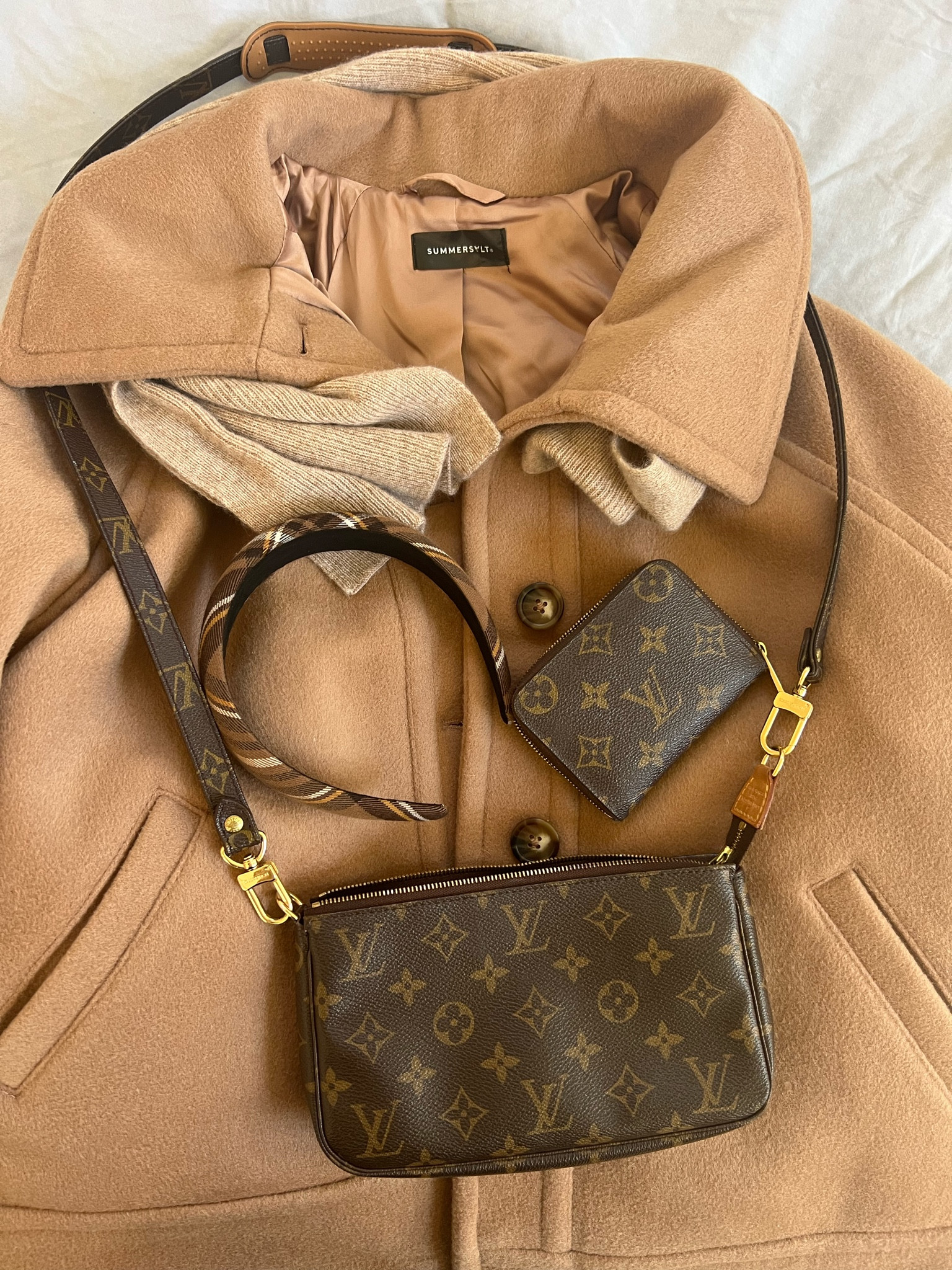 Fall uniform 
Short wool coat, cashmere scarf, Louis Vuitton pochette and zippy coin purse, plaid headband 
Amazon finds 
Vintage LV

#LTKworkwear #LTKSeasonal #LTKstyletip