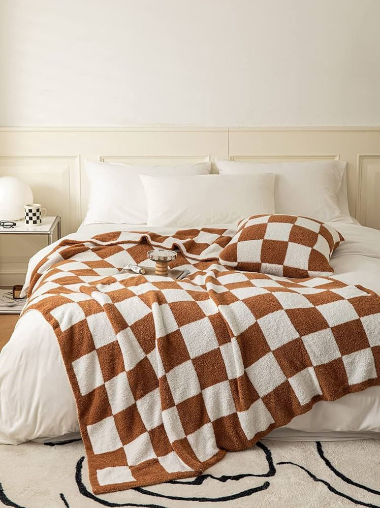 Amazon.com: Ultra-Soft Buffalo Checkerboard Grid Fluffy Microfiber Knitted Throw Blanket Super Co... | Amazon (US)