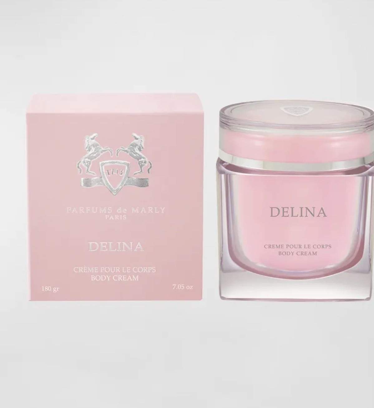 If you are looking for a body cream that smells GREAT & SHINES-Delina is your girl!!!