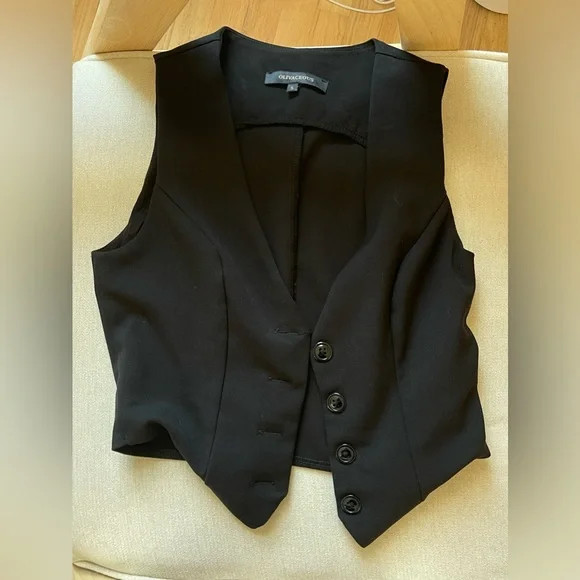 Olivaceous vest NEVER WORN | Poshmark