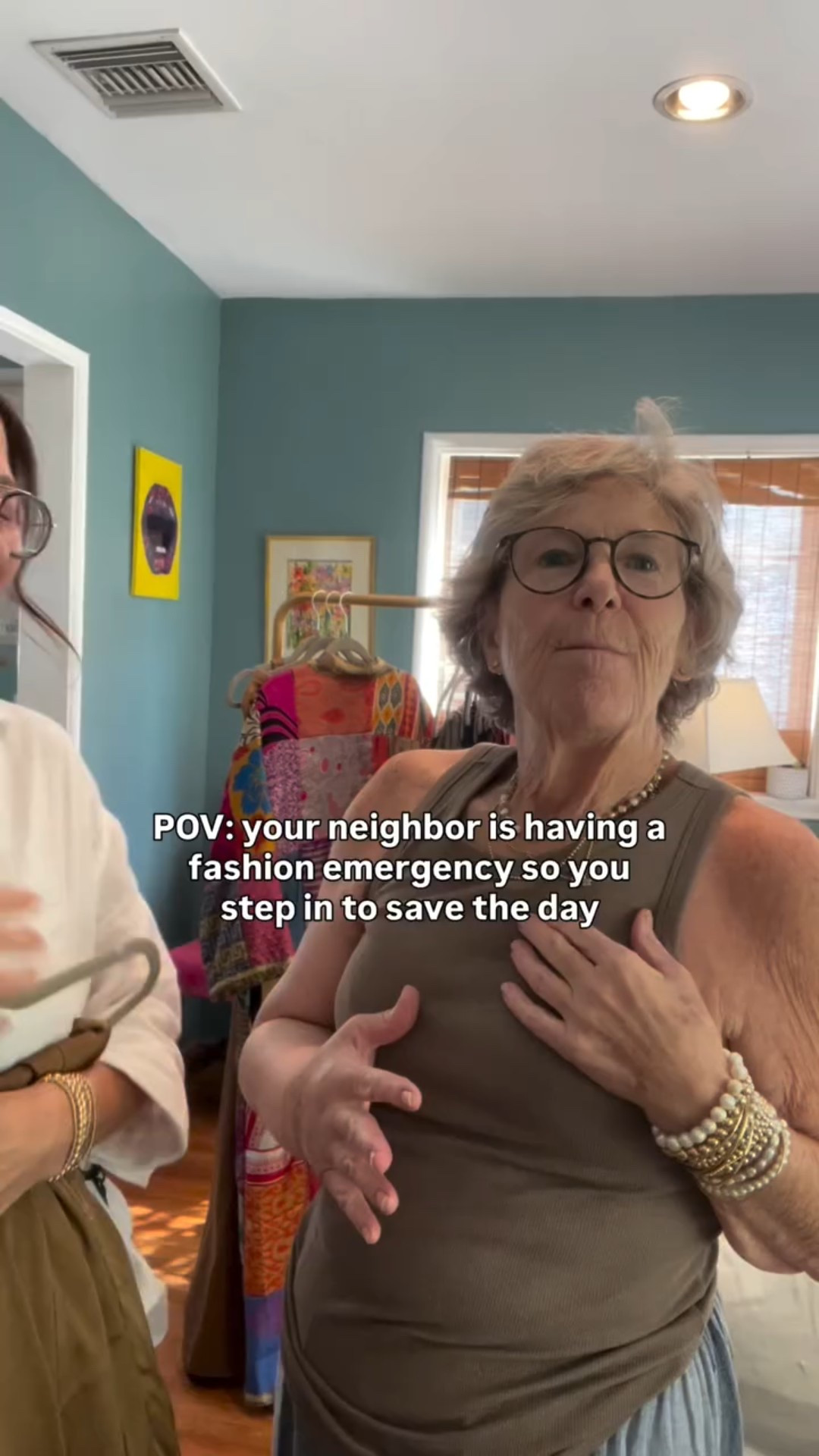 Fashion emergency! Styling a friend for a wedding weekend. Need styling help? Comment STYLE and let’s chat!