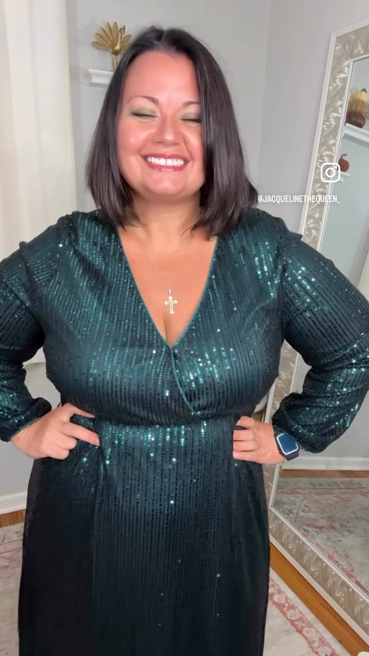 This green sequins dress is perfect for any fall or winter special occasion. Plus, it super comfortable!!! I’m wearing a size 1x. Sizes range from 10-30. 

#LTKMidsize #LTKSeasonal #LTKPlusSize