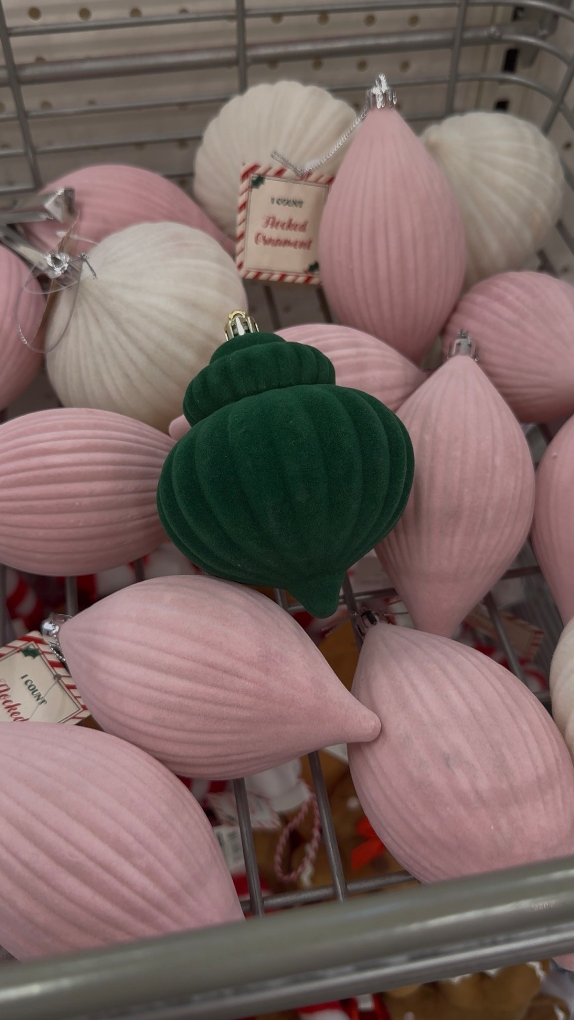 ‘tis the season😍🎀🎄

#christmas #christmasdecor #ornaments #christmastree #christmasseason #holiday #target 

#LTKHome #LTKHoliday #LTKSeasonal