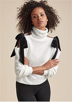 Cold Shoulder Bow Sweater | VENUS
