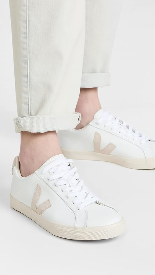 Veja Women Esplar Sneakers Extra White | Amazon (US)
