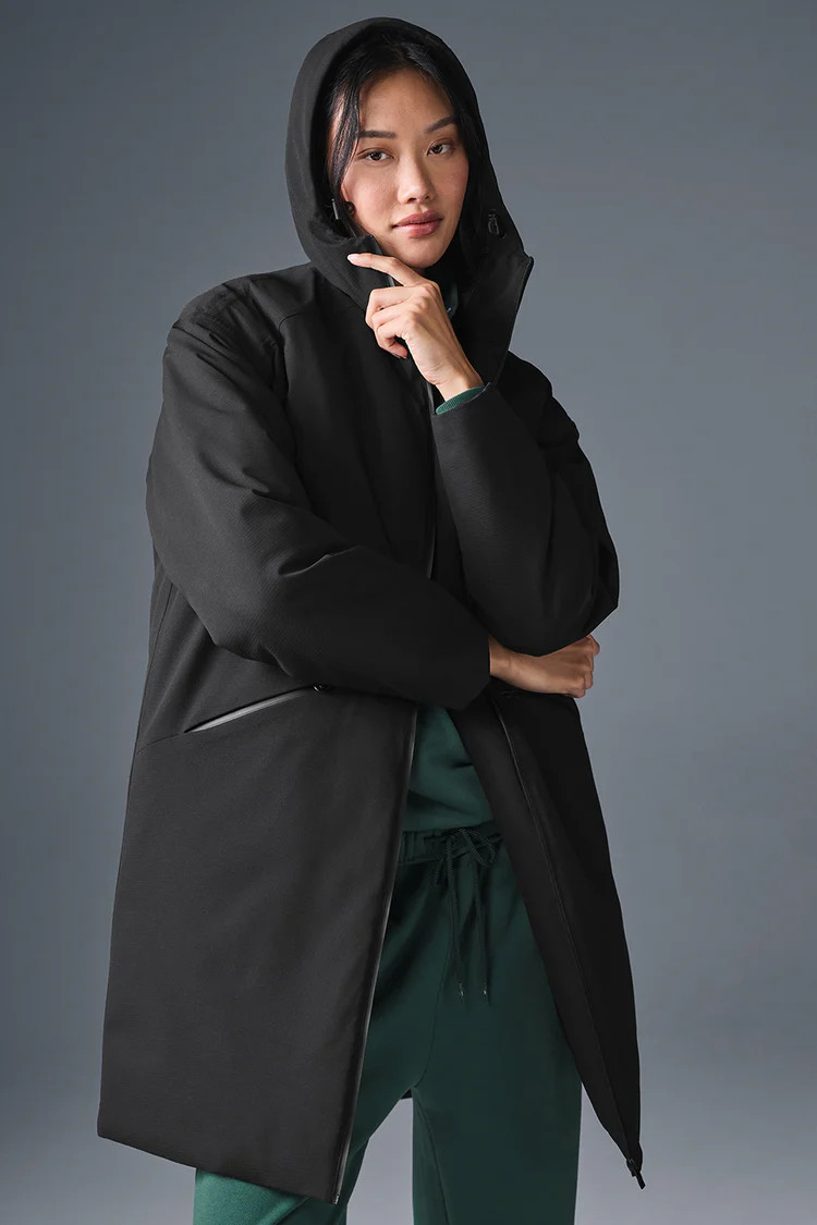 Rain Or Shine Puffer Long Coat | Alo Yoga (US)