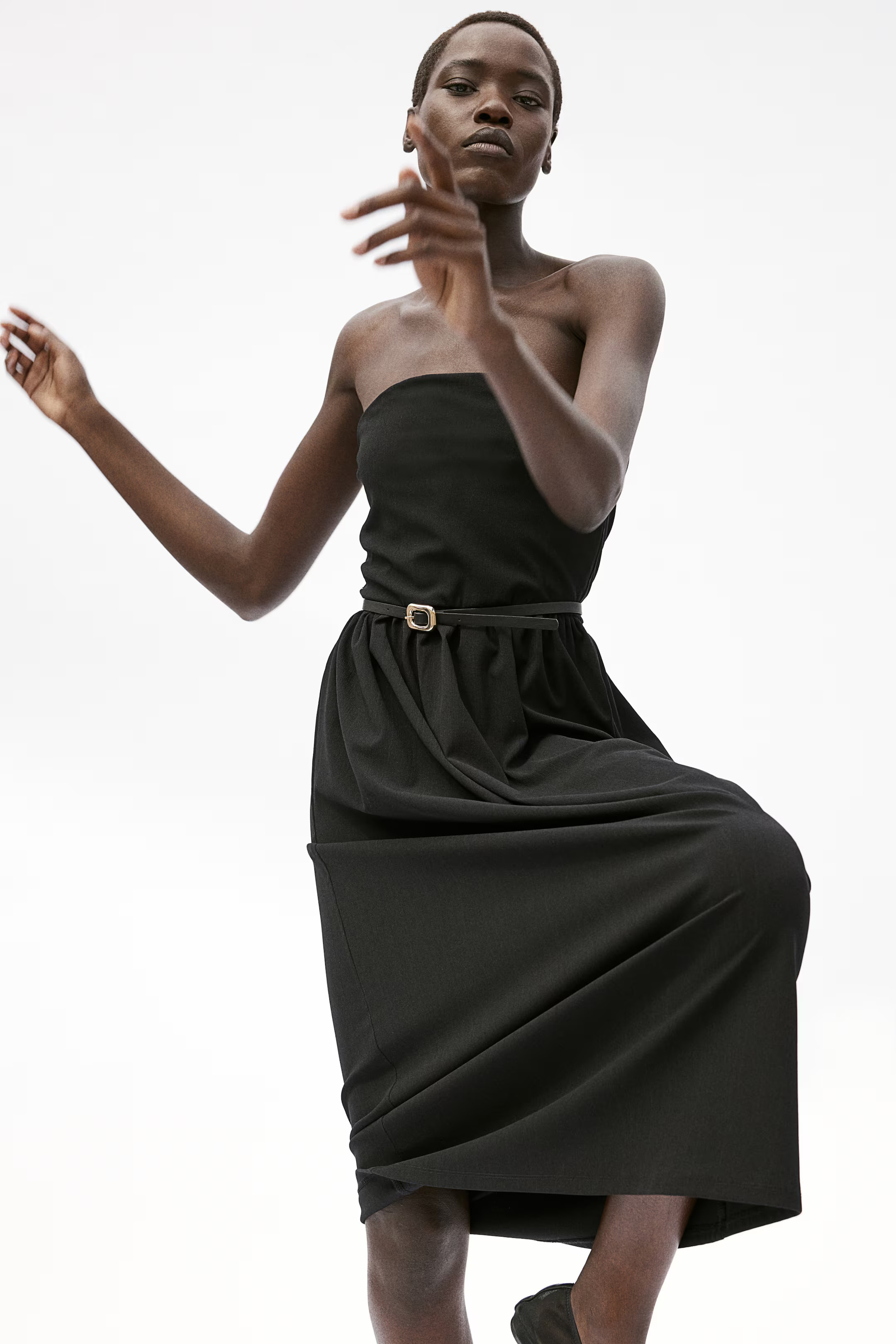 Belted bandeau dress | H&M (UK, MY, IN, SG, PH, TW, HK)