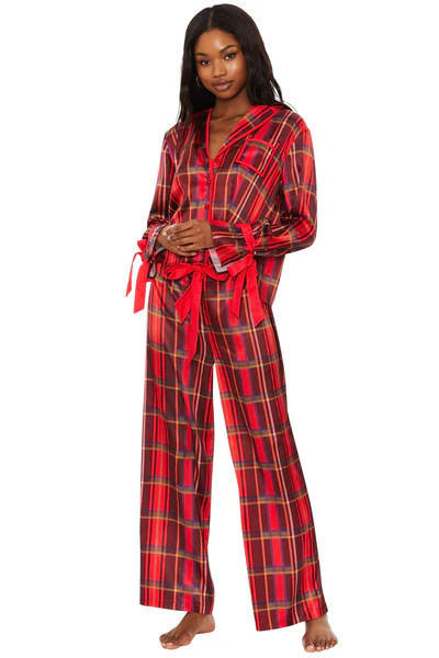 Lee Ann & Brook Set Holiday Plaid | Beach Riot
