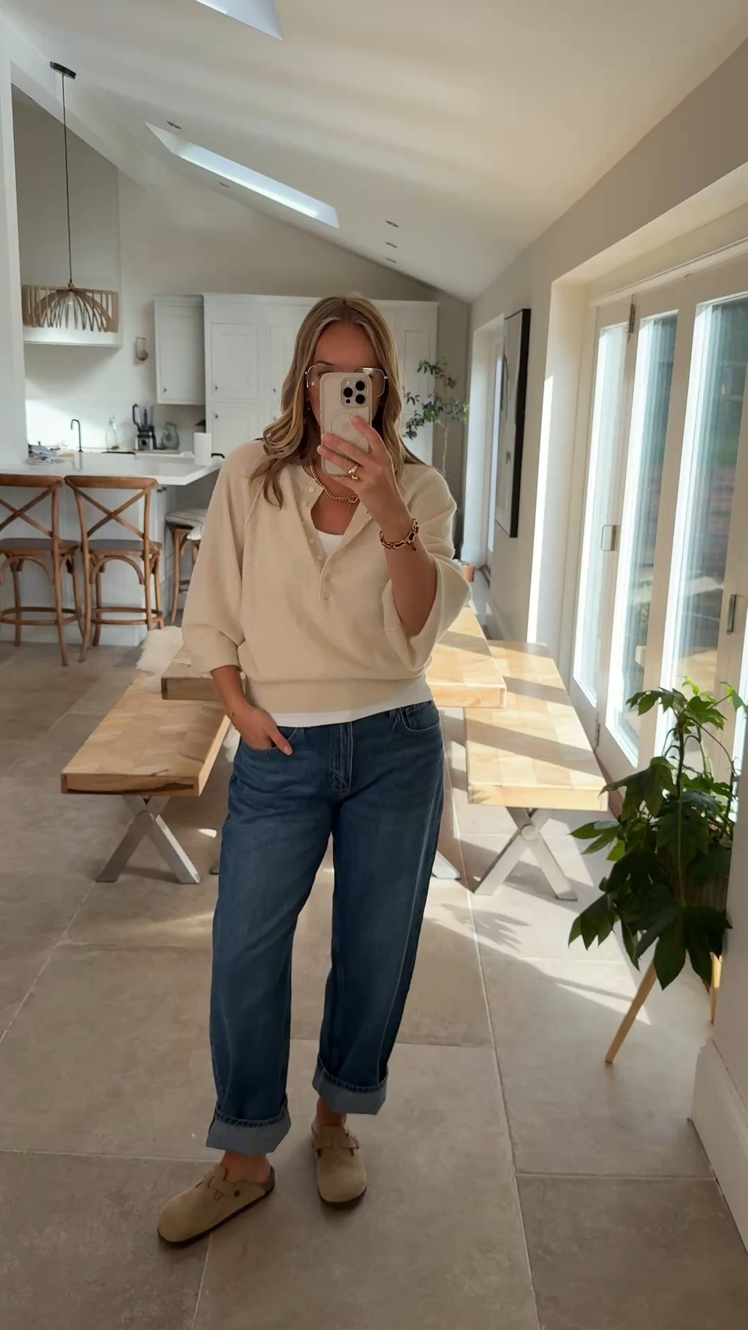Easy everyday look
Featuring one of my favourite cashmere layers - this one wins for silhouette and detail. 
Slouchy and chic
Layered over a simple vest with these barrel jeans … 

Sweater medium 
Vest   Large 
Jeans  U.K. 14 

#LTKuk #LTKautumn #LTKjeans