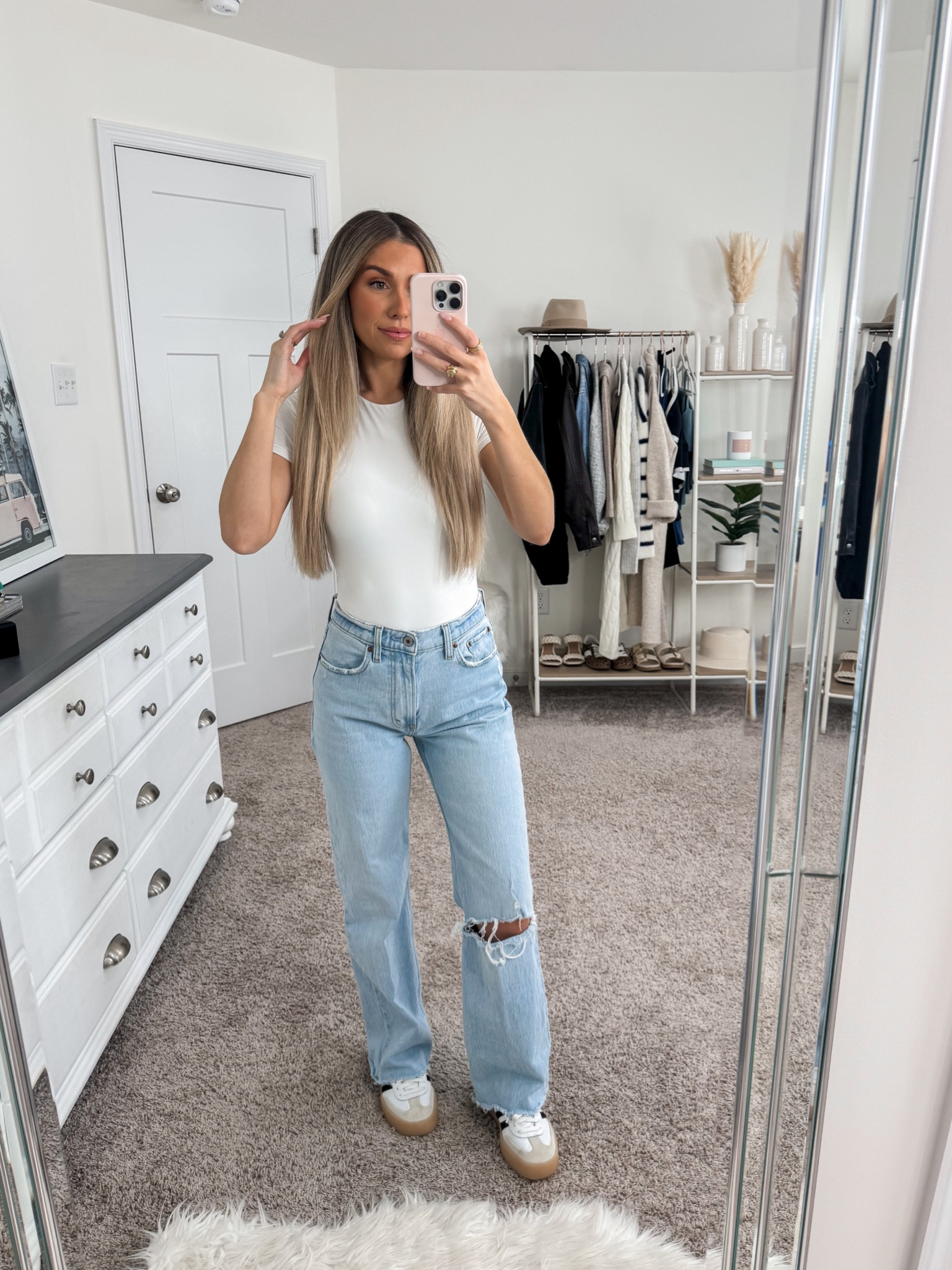 Abercrombie high rise 90s relaxed jean — 24 short! Code DENIMAF

#LTKPetite #LTKSaleAlert #LTKFindsUnder100