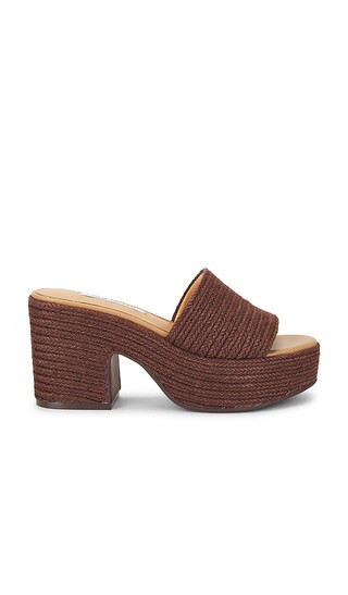 Steve Madden Trippy Sandal in Brown. - size 9.5 | Revolve Clothing (Global)