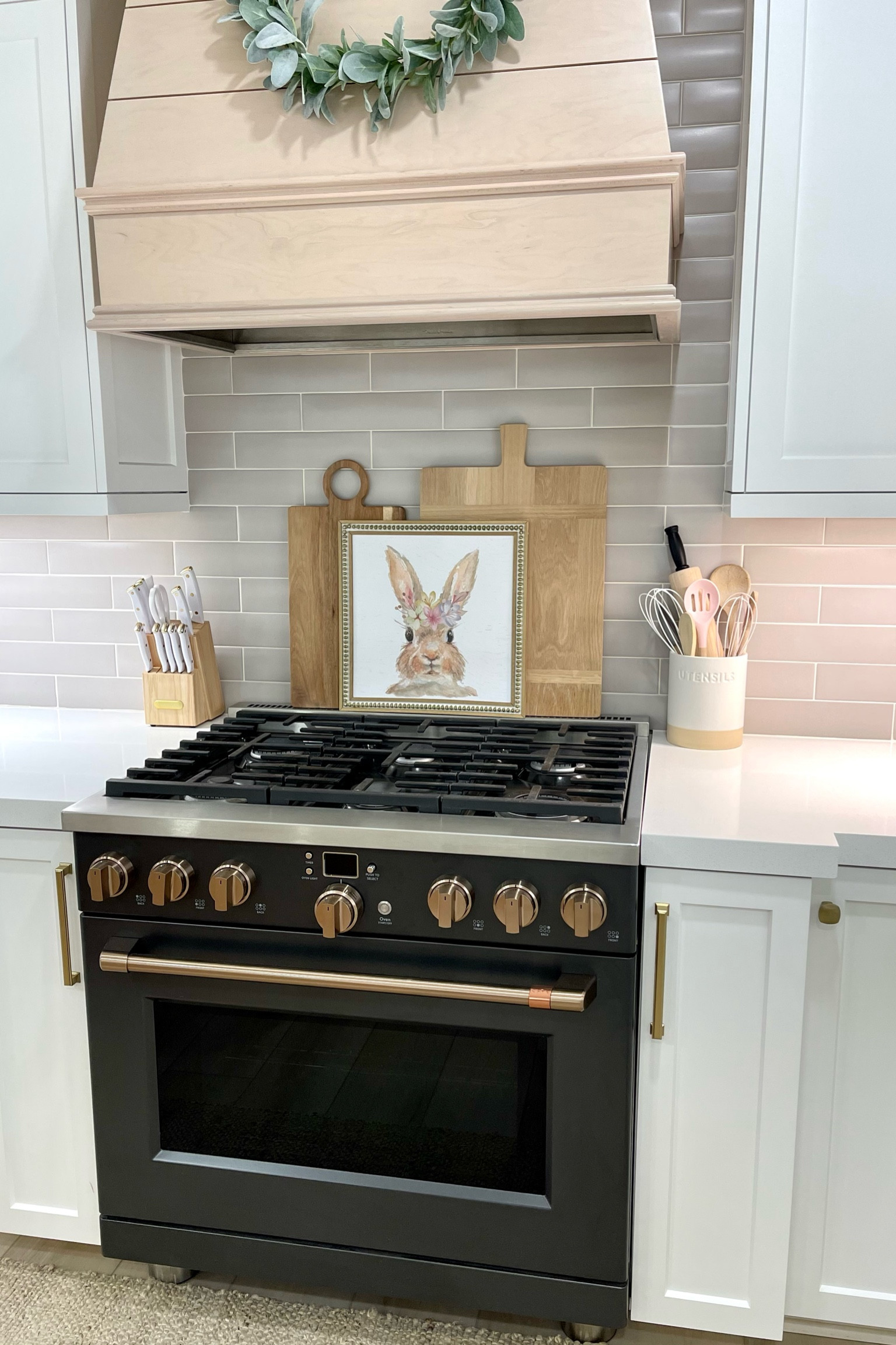 This Pretty Bunny is helping with Spring vibes on this rainy day I’ll link her in stories 💕 #springdecor #easterbunnydecor #springkitchen #cuttingboarddecor #springdecorating #springrefresh #kitchendecor

#LTKhome #LTKFind #LTKSeasonal