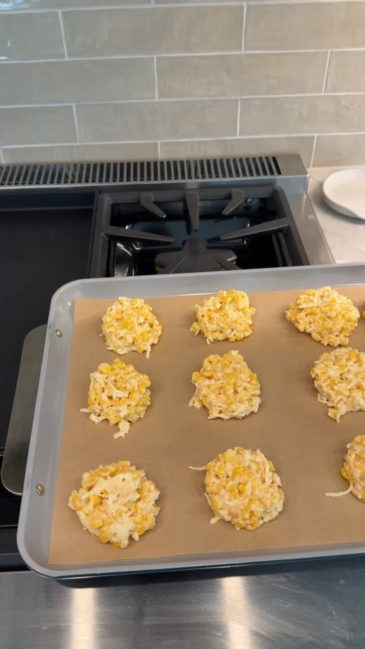 A little bit of meal prep with @Caraway !

Caraway, caraway baking, baking sheets, baking pans, wedding gift, grace white

#LTKHome #LTKmomlife #LTKWedding