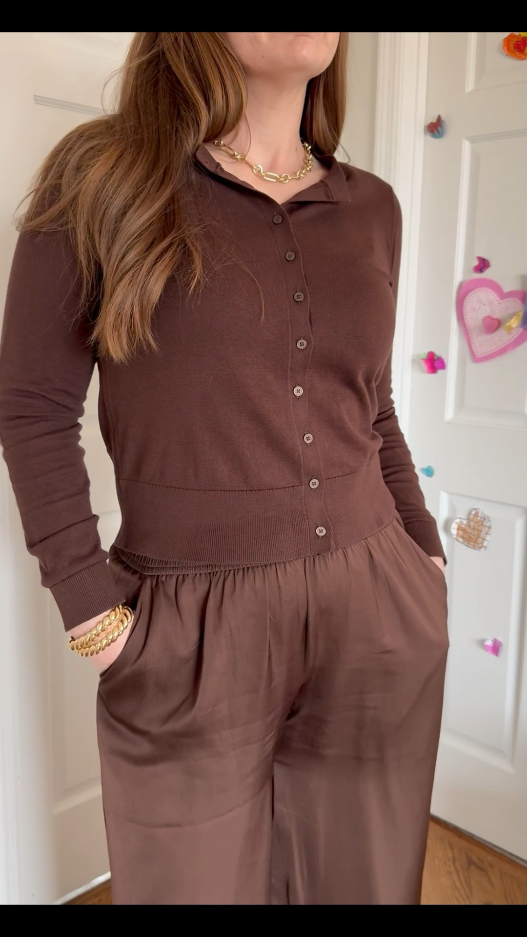 True autumn, soft autumn, dark autumn. @Loft brown, work wear, business casual, pull on pants, winds leg, timeless, classic, comfortable, midsize, size 8, tall, hocautumn, house of colour, color analysis, brown cardigan, sale


#LTKMidsize #LTKootd #LTKWorkwear