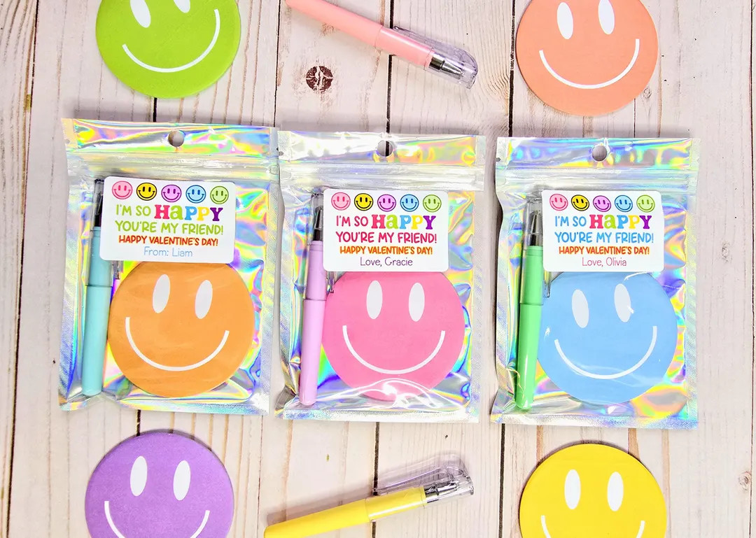 Smiley Valentines, Toy Valentines, Kids Class Valentines, Smile Class Valentines, Sticky Note Val... | Etsy (US)