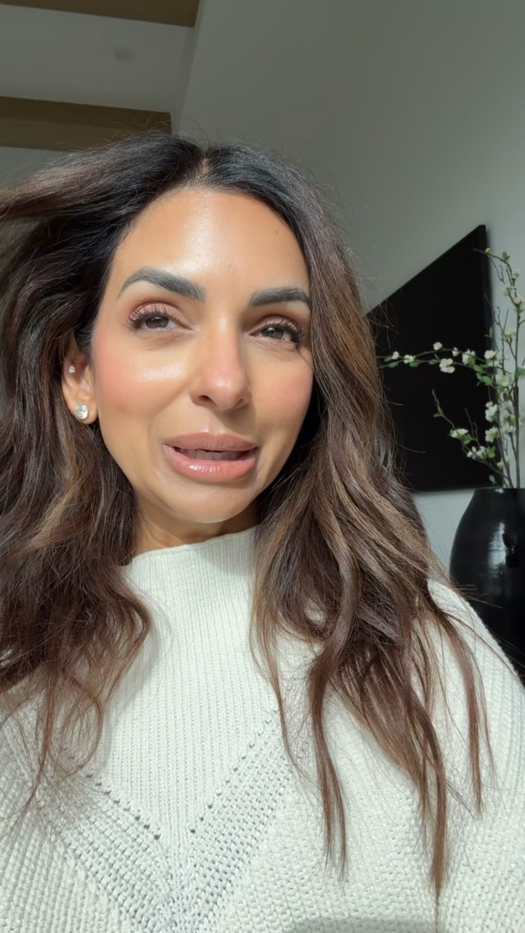 Everyday fresh makeup look!
Shade names:
Skin tint shade 6
Concealer medium golden
All translucent in powders
Medium bronzer
Coquette in blush 

#LTKSaleAlert #LTKgrwm #LTKmorningroutine