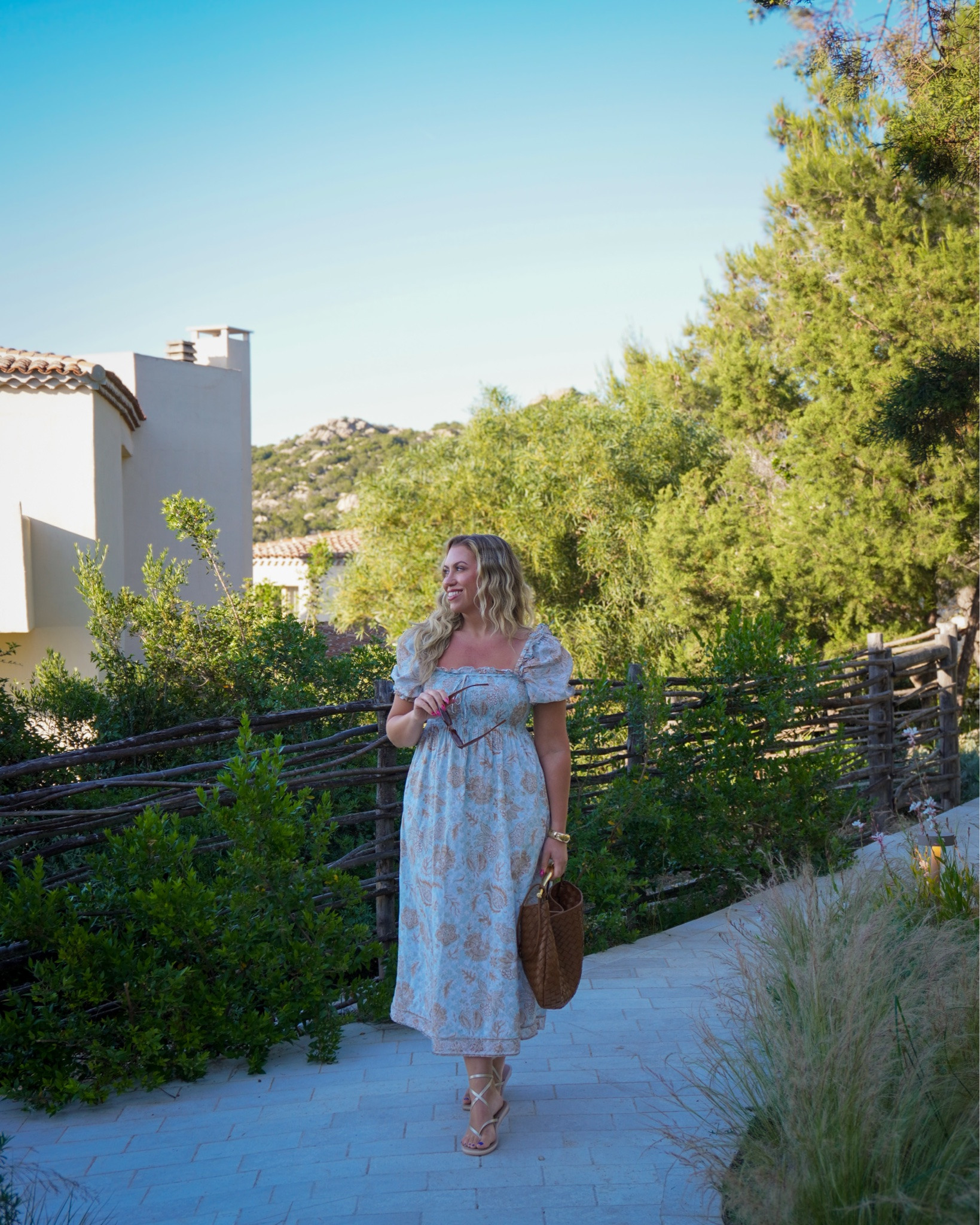 Summer dresses, teacher outfits, summer dresses over 40. Wearing a medium.

#LTKootd #LTKMidsize #LTKTravel